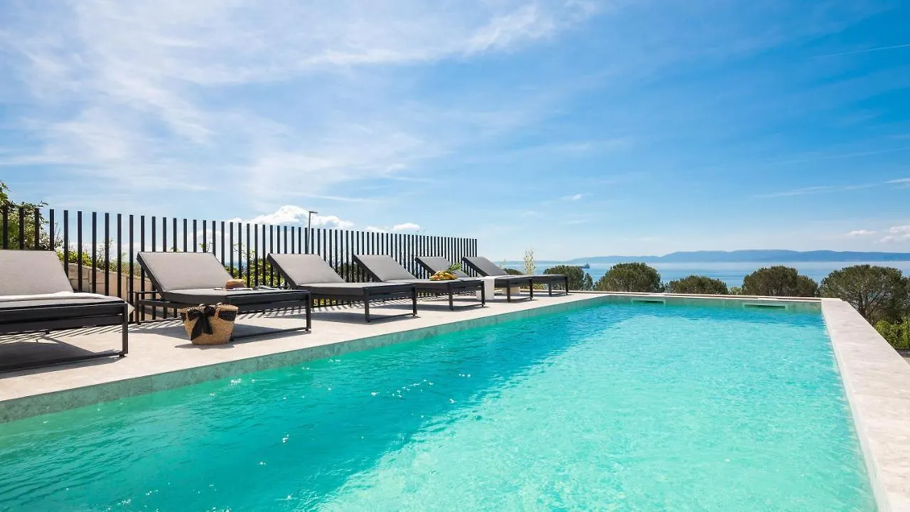 Luxury Villa Ander With Pool Kostrena