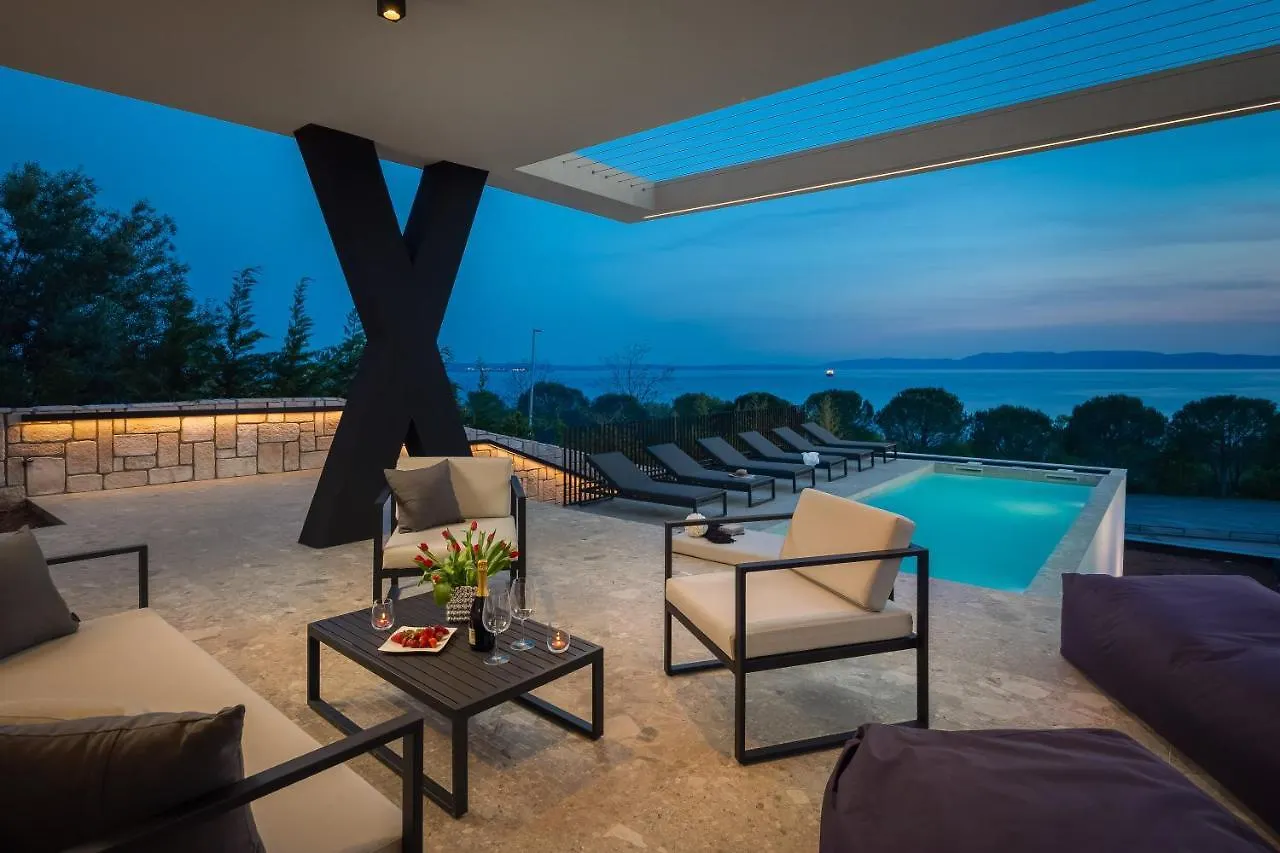Luxury Villa Ander With Pool Kostrena