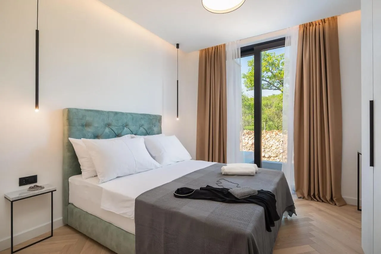 Luxury Villa Ander With Pool Kostrena